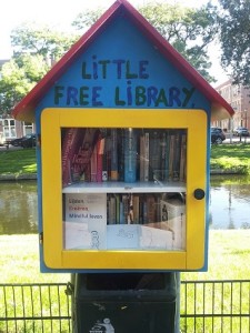 bookcrossing-free-little-library